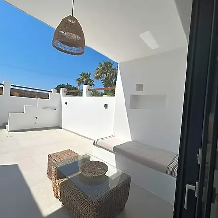 Zefyros Hotel 3*