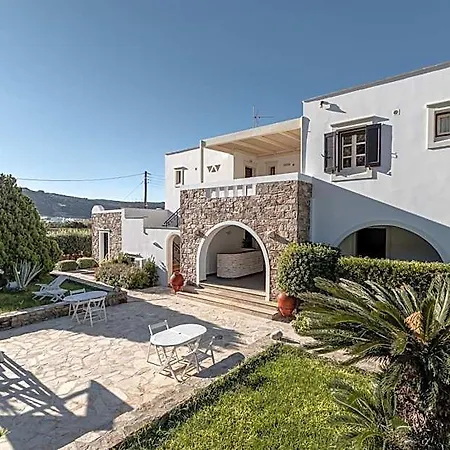 Zefyros Hotel